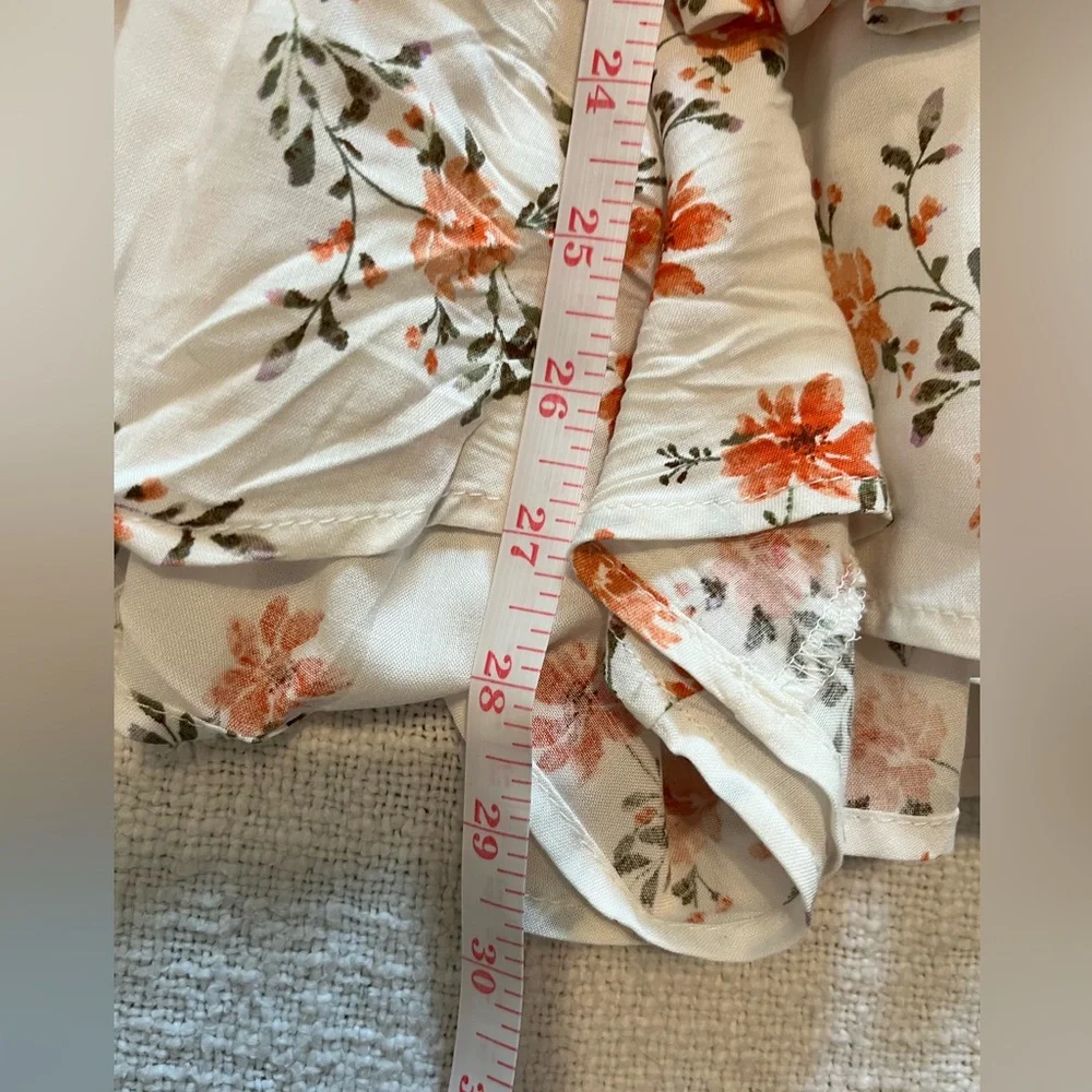 Altar’d State floral romper - Picture 2 of 4